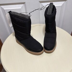 A New Day Black Ankle Boots with Quilted Design